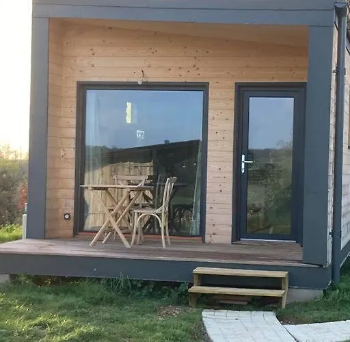 Chez Gaston, Les De Cazes Sérignac